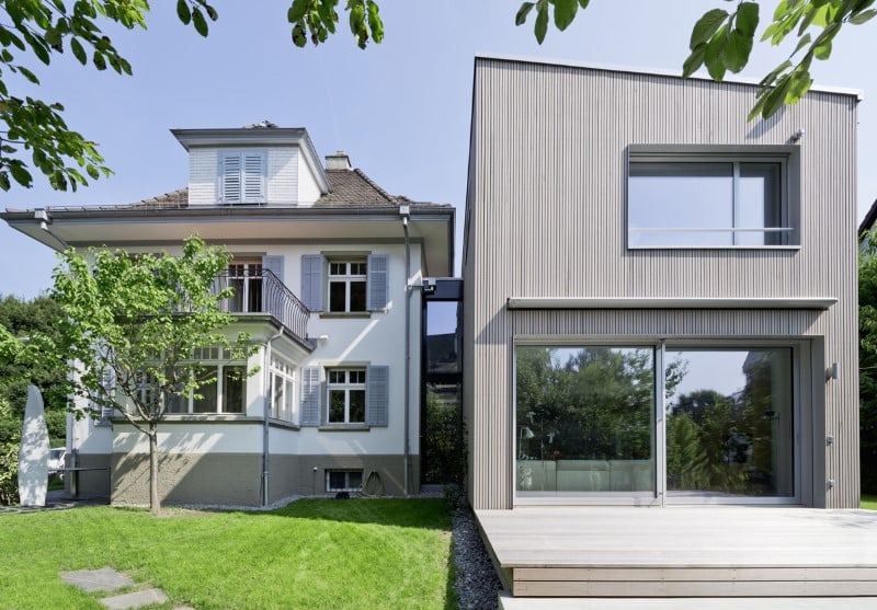 Holzelementbau mit Holzfassade