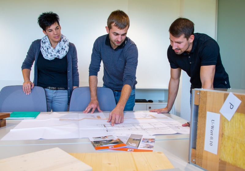 Offene Stellen / Jobs 12 H68B4344